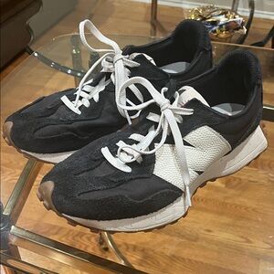 New Balance Black and White Women's Shoes